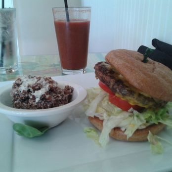 Fresh Organic Restaurant 31 Photos 53 Reviews Soup 1880 37th Photo Of Fresh Organic Restaurant Vero Beach Fl United States Veggie Burger