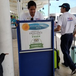 Usa Transfers 32 Photos 198 Reviews Airport Shuttles Photo Of Usa Transfers Cancún Quintana Roo Mexico