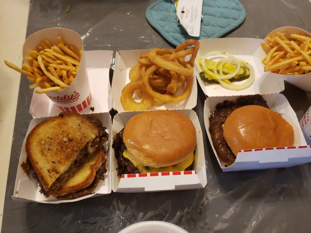 Frozen Custard \u0026 Steakburgers Gift 