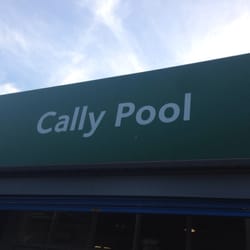 cally pool opening times