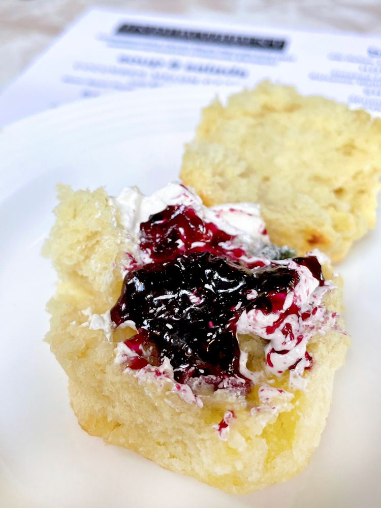 Undercurrent Restaurant