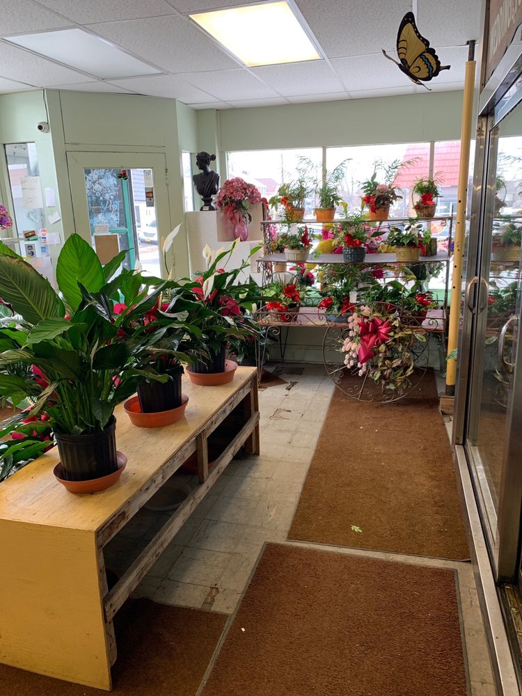 St John S Flower 12 Photos Florists 1227 E Delavan Ave St John S Flower