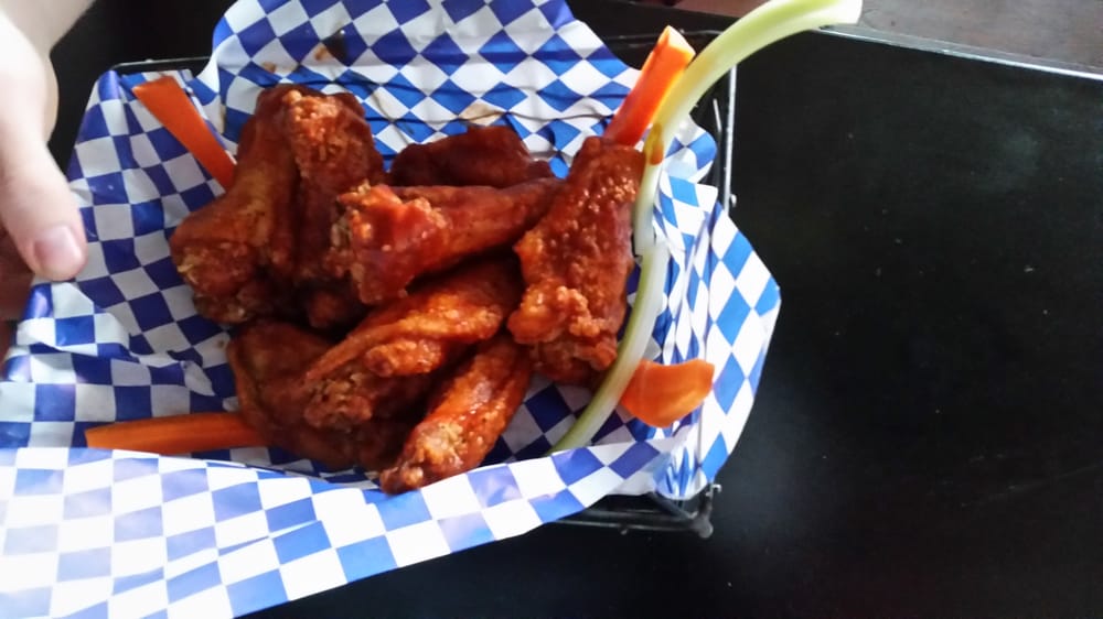 Blue 32 Sports Bar & Grill