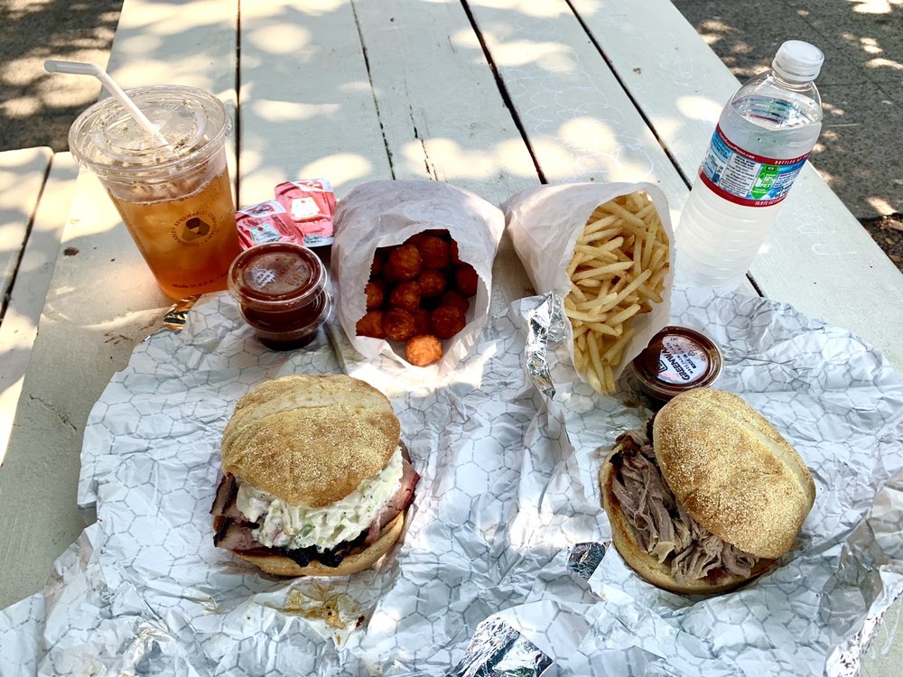 RoRo BBQ & Grill