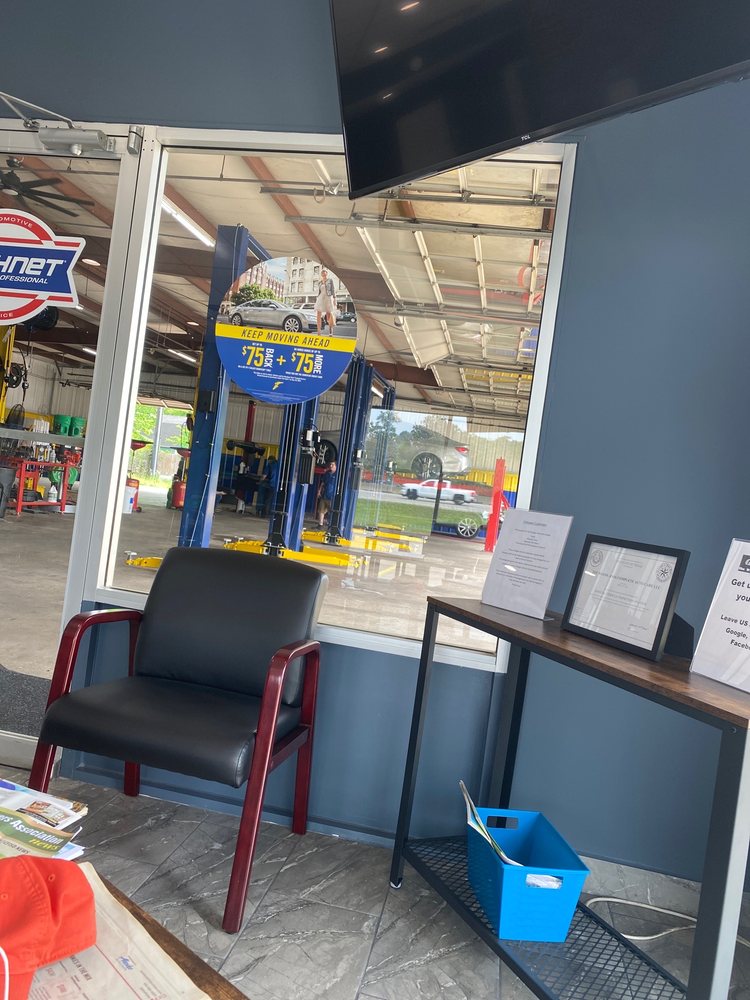 Goodyear: The Woodlands Complete AutoCare