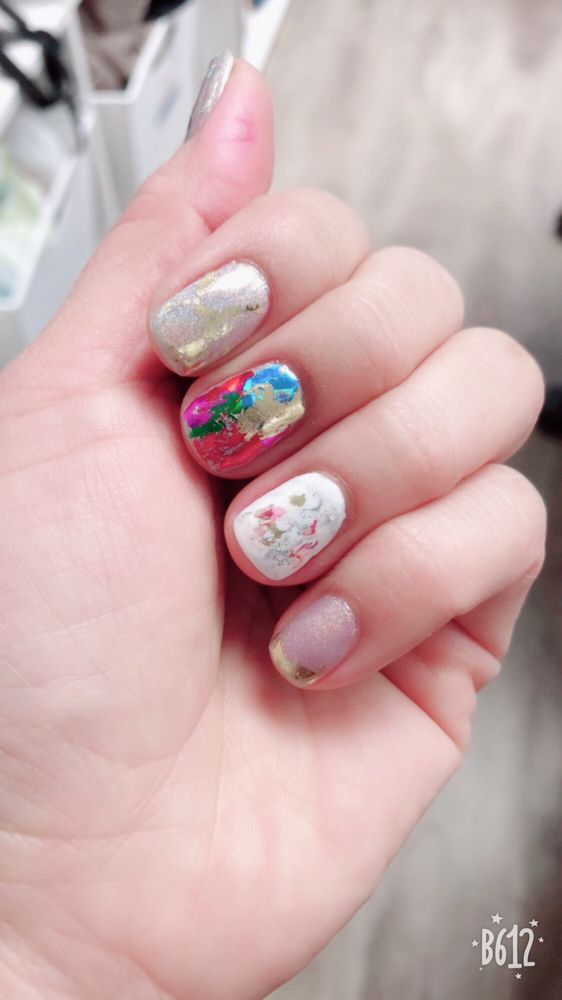 Q Nails Salon