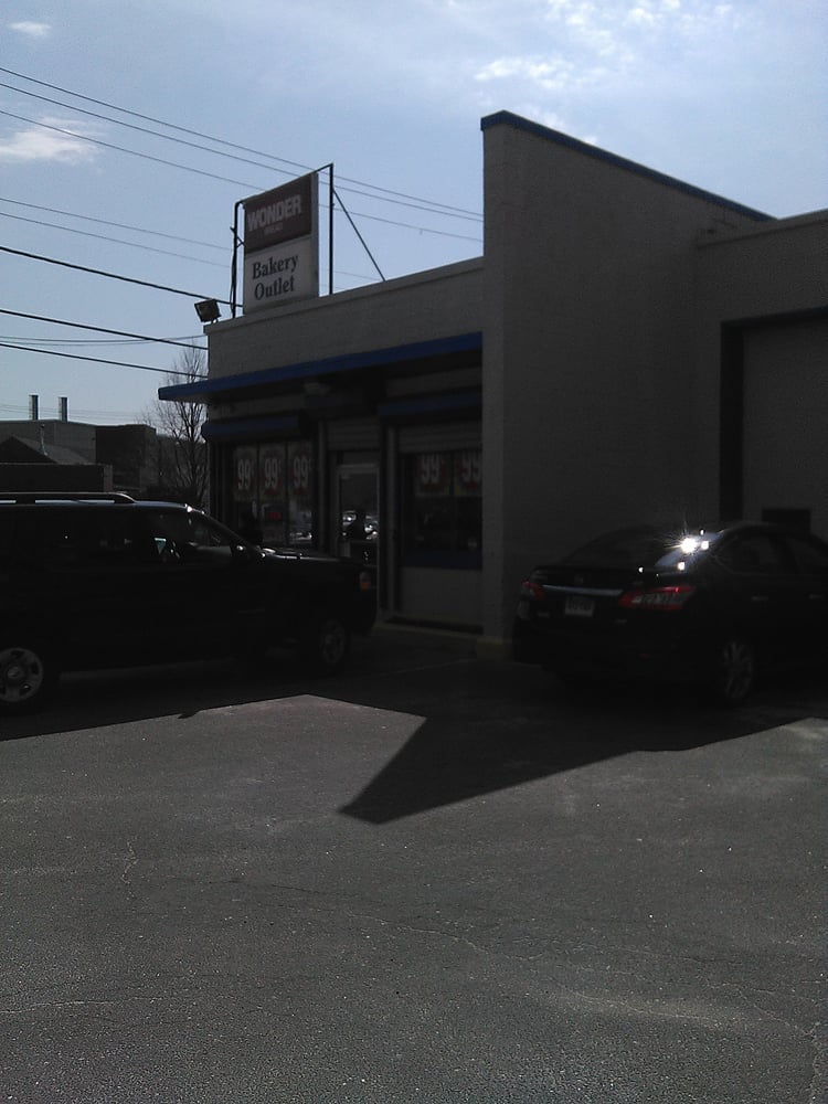 Wonder Bread Bakery Outlet Bakeries 20 Wells St, Bridgeport, CT