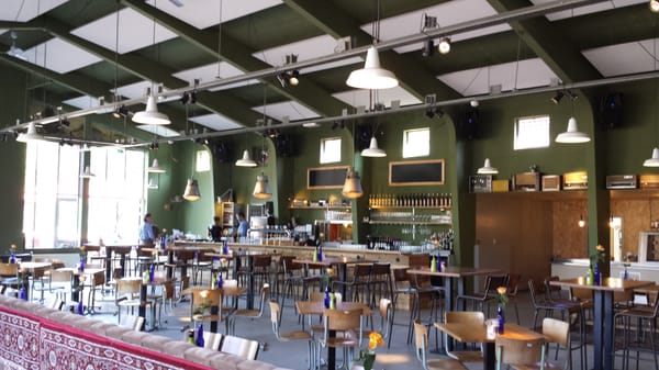 tapijn brasserie - cuisine européenne moderne - tapijnkazerne 20