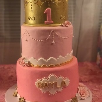 artzy custom cakes 330