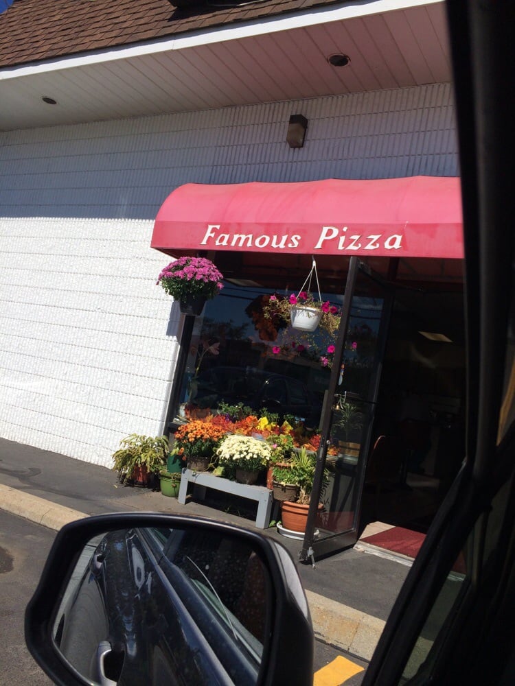 Famous Pizza 12 Reviews Pizza 2071 Plainfield Pike, Johnston, RI