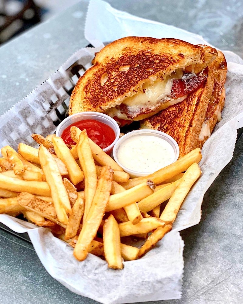 Old Town Draught House Grill