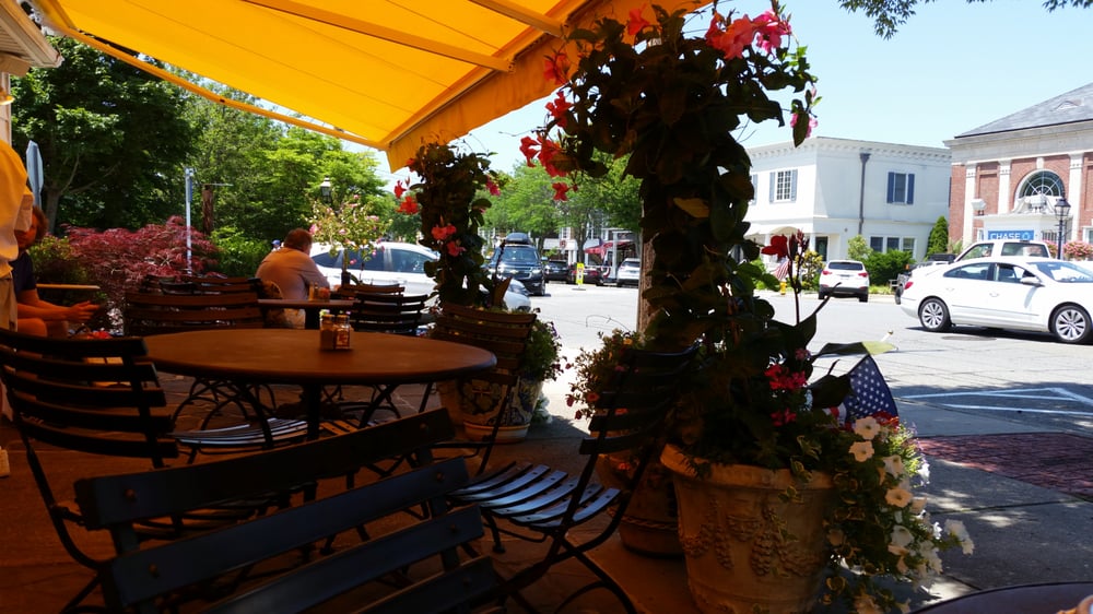 Deeangelo S Pleasant Ave Cafe 24 Reviews Cafes 149 Main St Deeangelo S Pleasant Ave Cafe 24 Reviews Cafes 149 Main St Westhampton Beach Ny Restaurant Phone Number Yelp