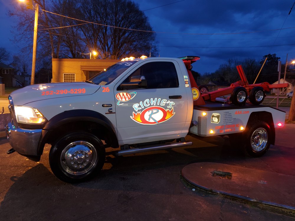 Richie's Full Service & Roadside Assistance