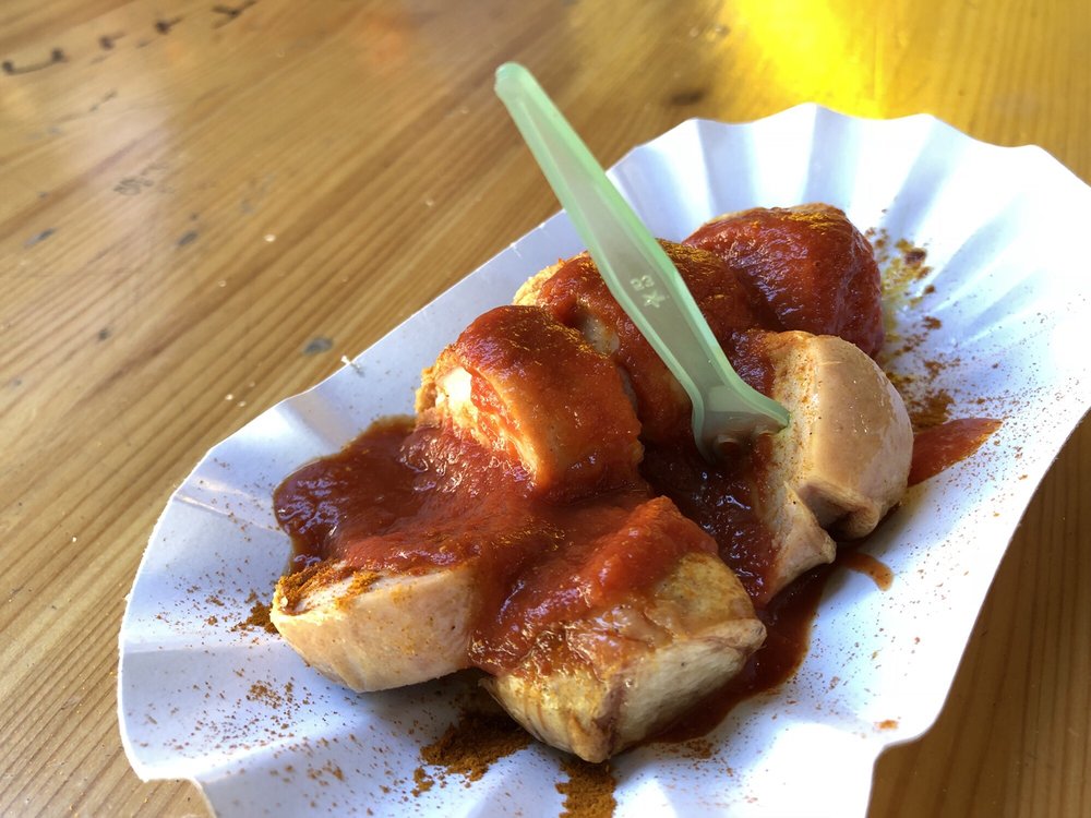 the classic berliner currywurst