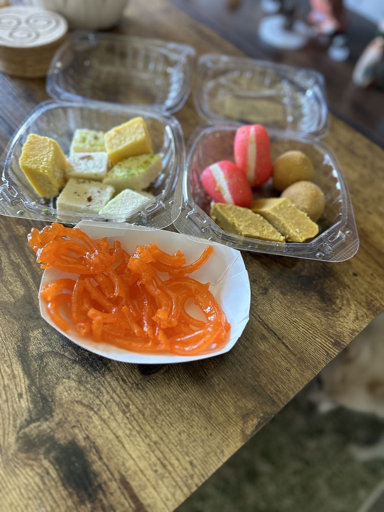 Pabla Sweets & Snacks Corner