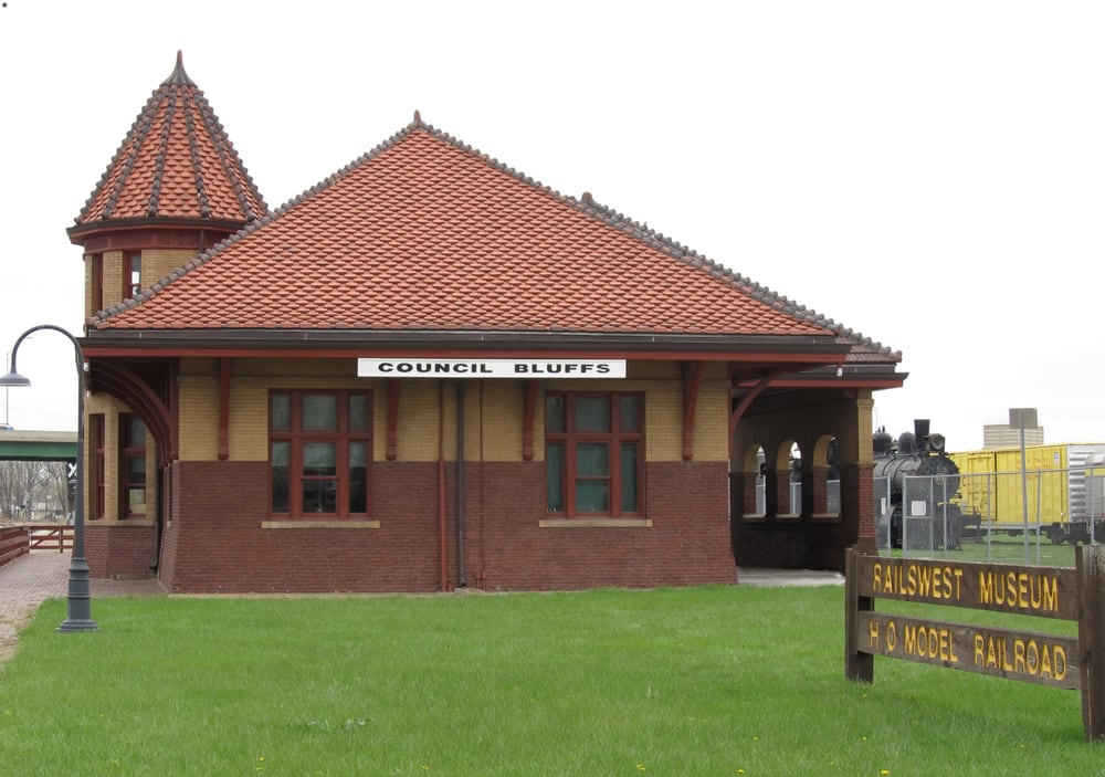 Railswest Railroad Museum & Ho Model Railroad - Museums - 1512 S Main