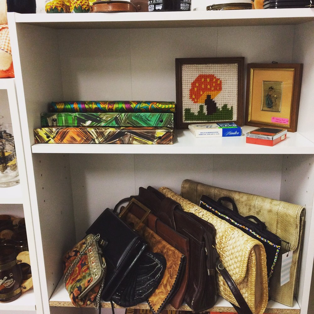 El Paso Antique Mall 15 Photos Antiques 800 W Main St, El Paso