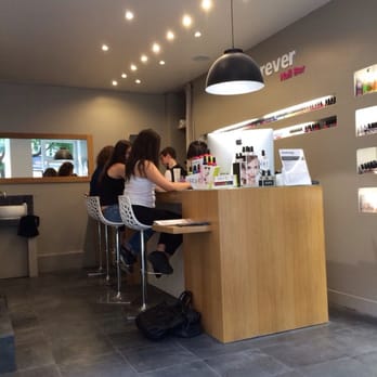 Colorforever 10 Photos 19 Reviews Nail Salons 87 Rue Réaumur Photo Of Colorforever Paris France Small Nail Bar With 4 Seats A