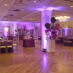 The V Yoel Moshe Hall Venues Event Es 590 Bedford Ave Photo Of The V Yoel Moshe Hall New York Ny United States