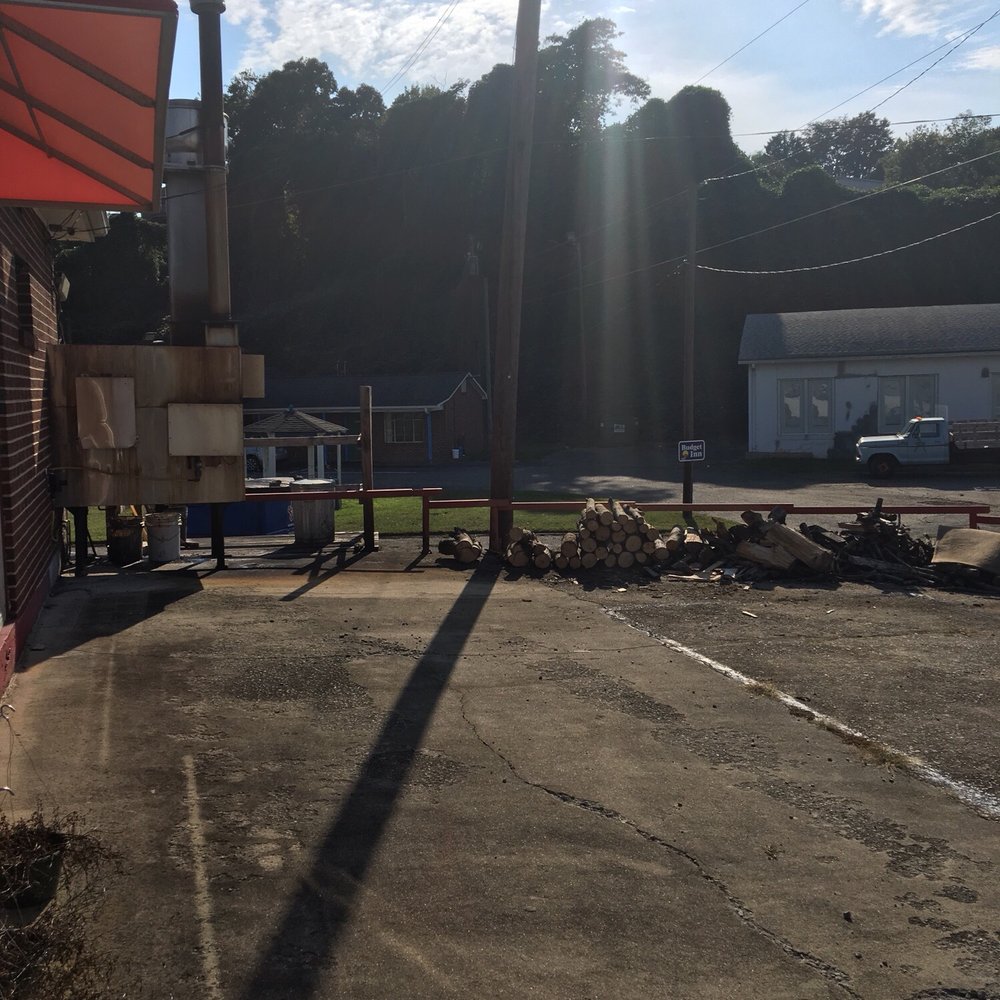 The Wood Box 66 Photos & 48 Reviews Barbeque 401 N Bridge St