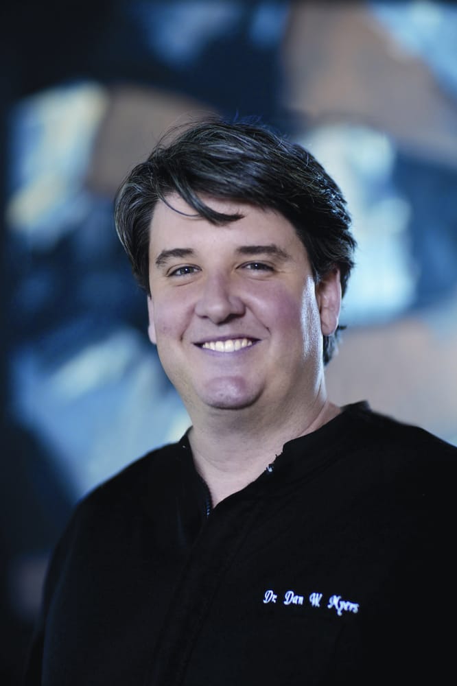 image of business The Dentist at Sandy Springs Center