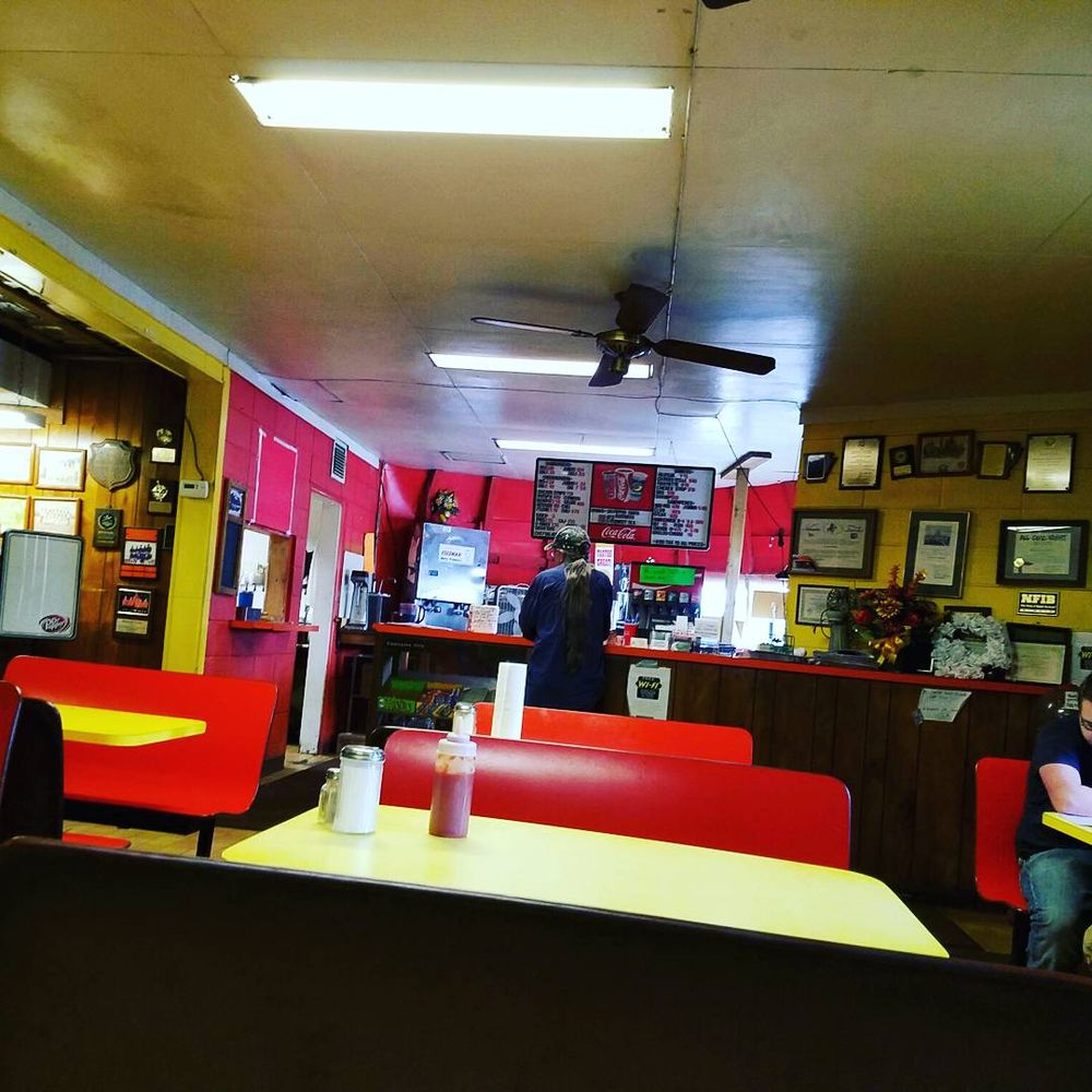 Mammoth Orange Cafe Cafes 103 N Hwy 365, Redfield, AR Restaurant