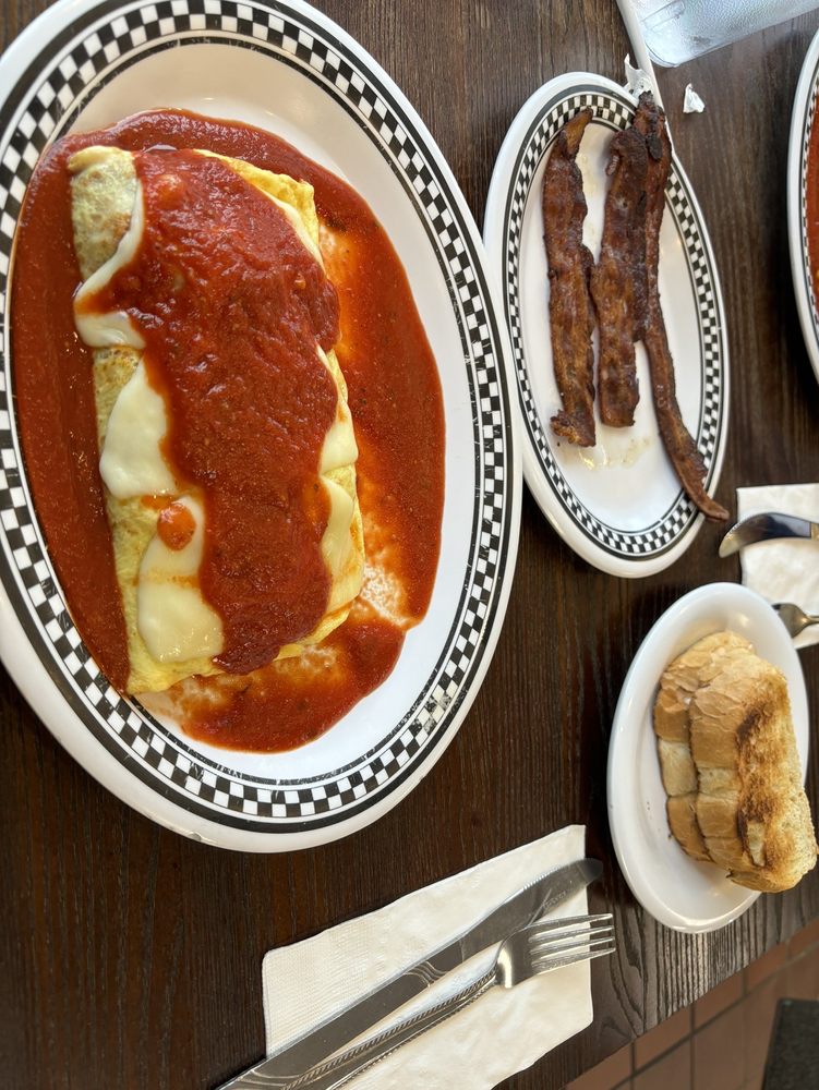 Dominick's Diner-Eatery
