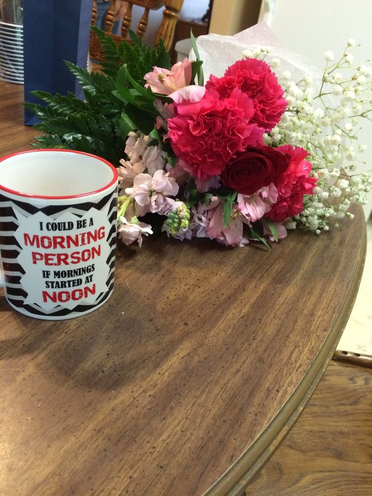 Me Not Flower Shop Florists 146 E Main St, Lexington, OH