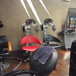Zig Zag Hair Makeup Studio 25 Reviews Salons 4636 N Photo Of Zig Zag Hair Makeup Studio Chicago Il United States