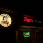 flyers pizza subs 11 photos 24 reviews pizza 962 n flyers pizza blacklick
