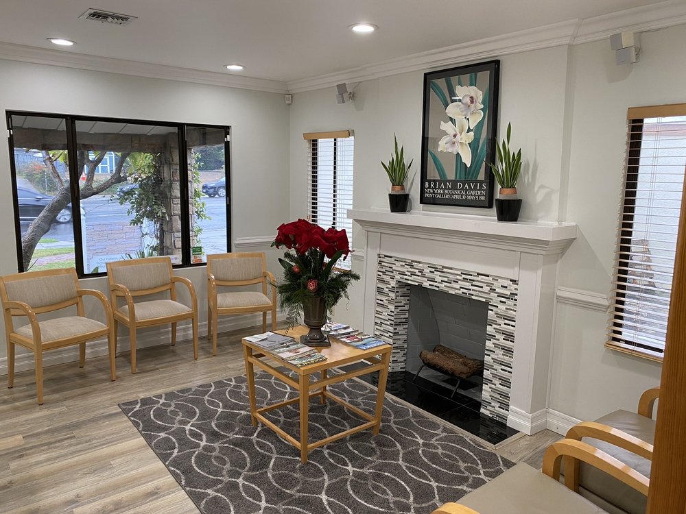 image of business Larchmont Dental Associates