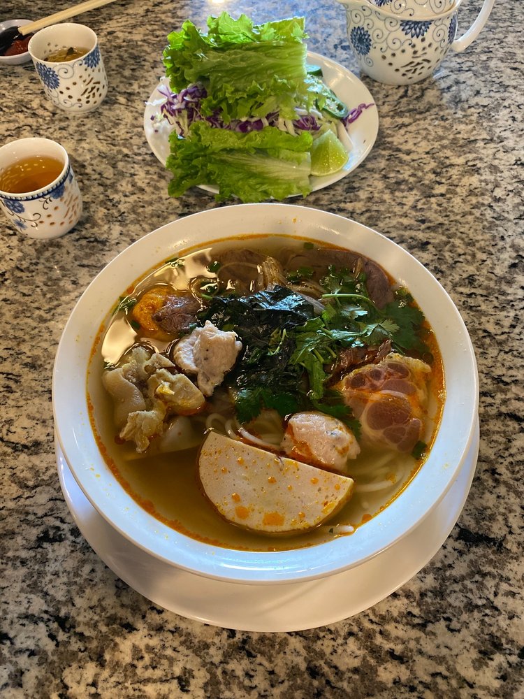 Pho & Banh Cuon Song Huong