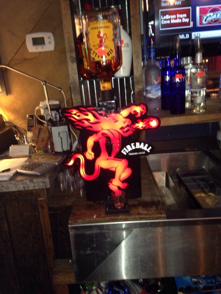 Double D's Burnout Saloon