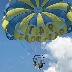 Bradenton Beach Parasailing 15 Photos 10 Reviews Photo Of Bradenton Beach Parasailing Fl United States My Daughter