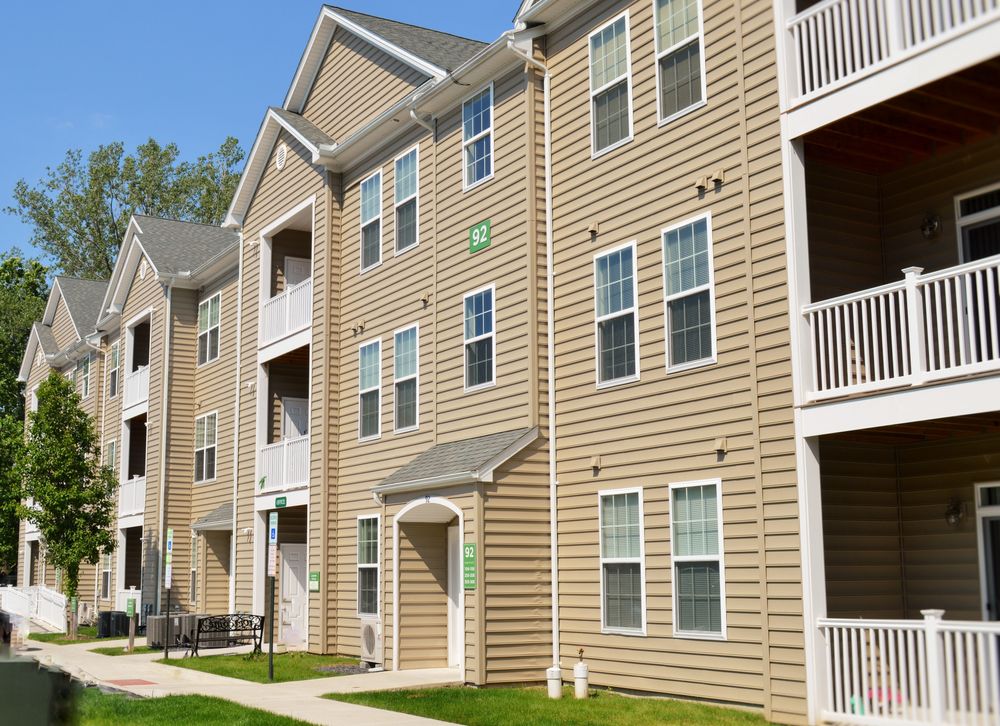 Glenbrook East Apartments