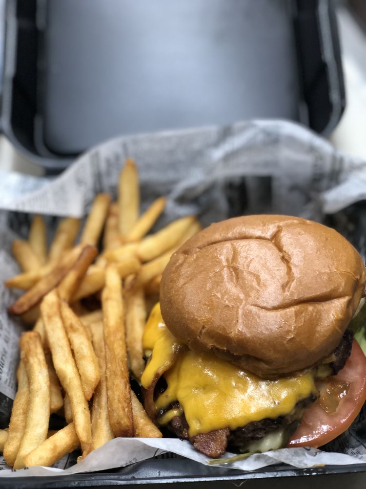 Dusty Boots Tex Mex Bar & Grill