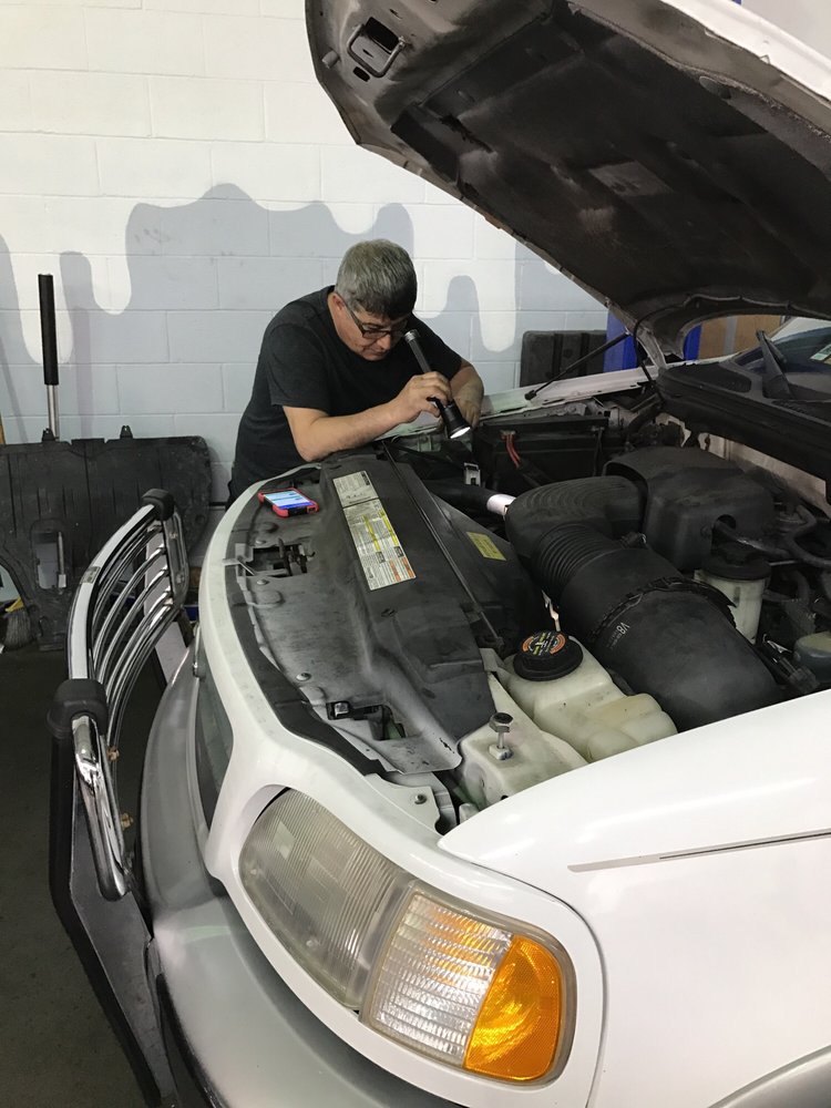 Lansdowne Auto Repair