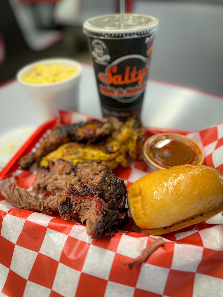 Salty's BBQ & Catering