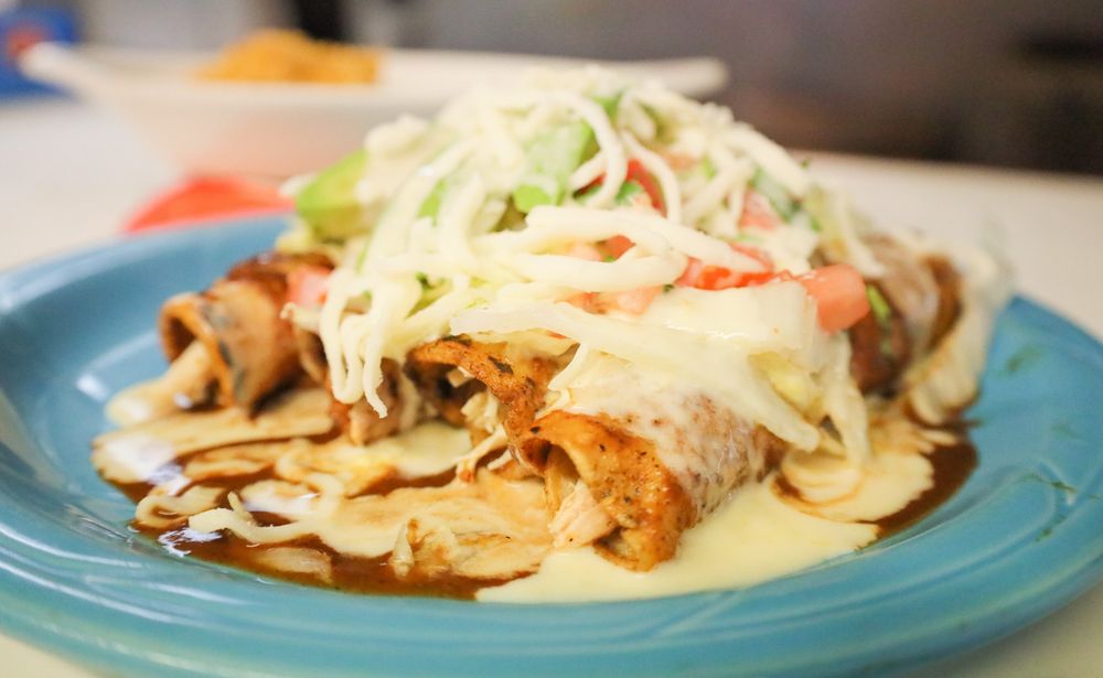 Los 3 Potrillos Mexican Grill