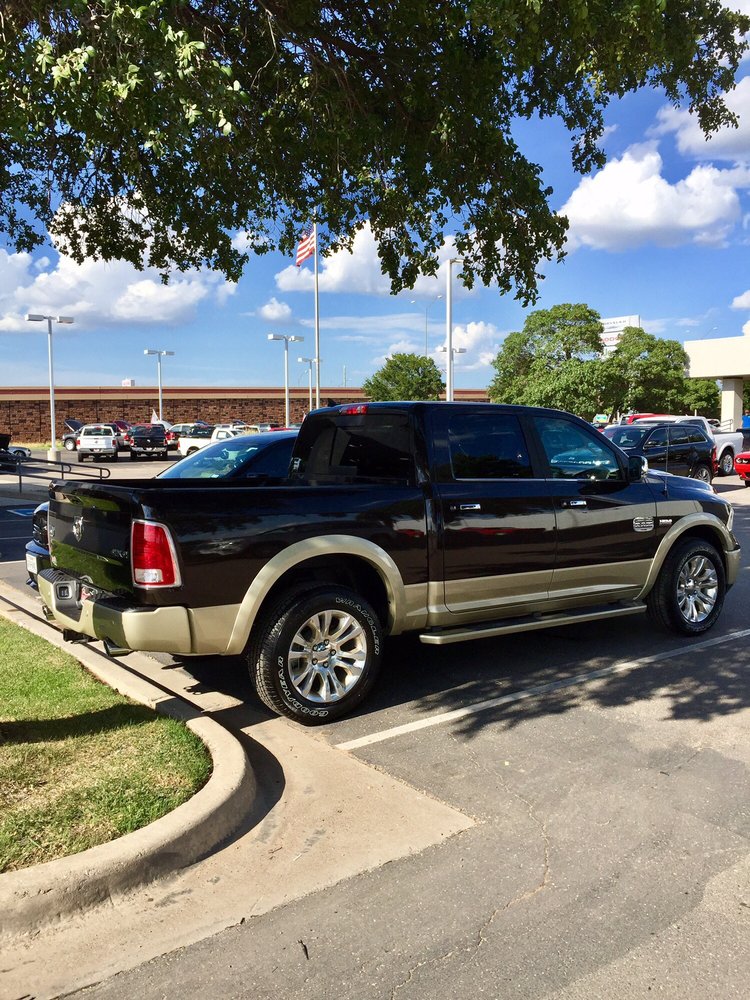 Frontier Dodge Chrysler Jeep 18 Photos Car Dealers 5801 Spur 327