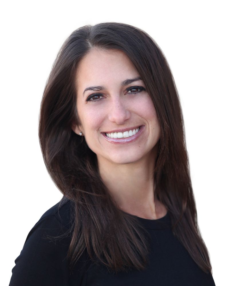 Farmers Insurance - Rachel Donalson