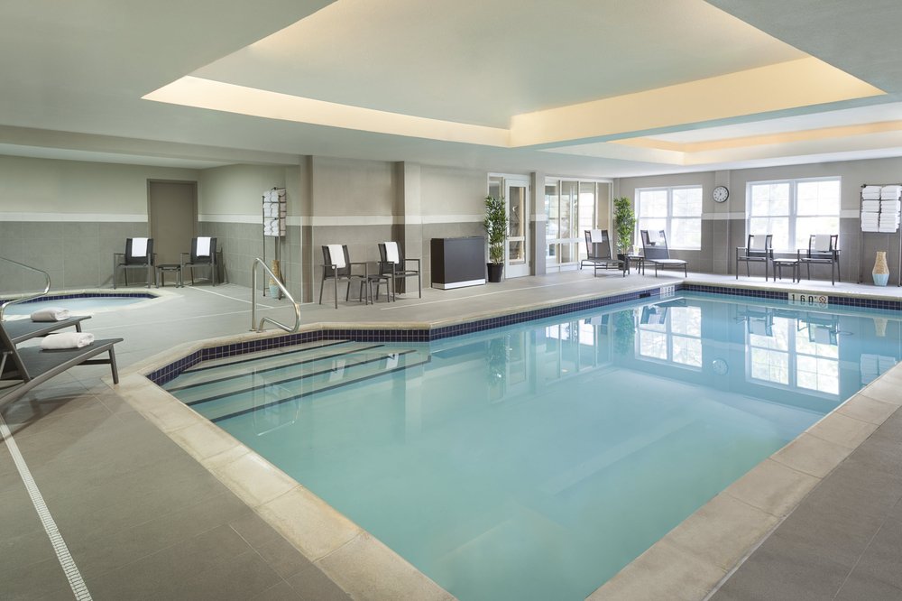 CAMBRIDGE SUITES MISSISSAUGA
