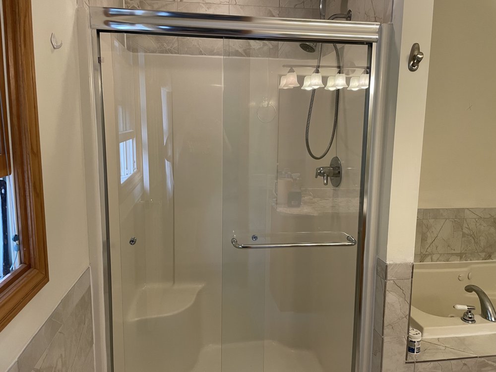 image of business Bn8v Roofing & Construction