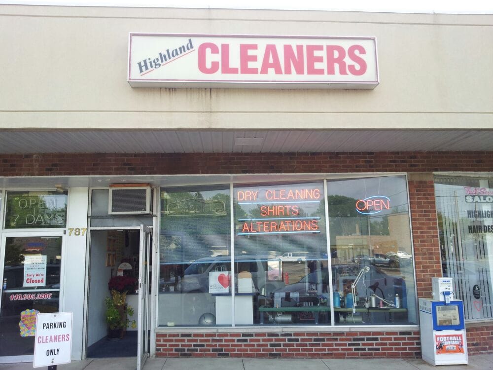 Highland Cleaners Laundry Services 791 Rd, Cleveland, OH