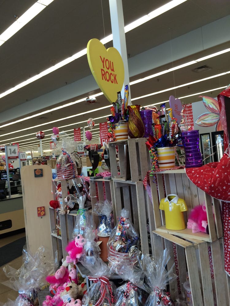 HyVee Pharmacies Drugstores 4707 Fleur Dr, Des Moines, IA Phone Number Yelp