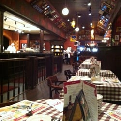 Buca Di Beppo Closed 32 Photos 27 Reviews Italian 233 Elm Restaurants Italian Photo Of Buca Di Beppo Dedham Ma United States Entrance