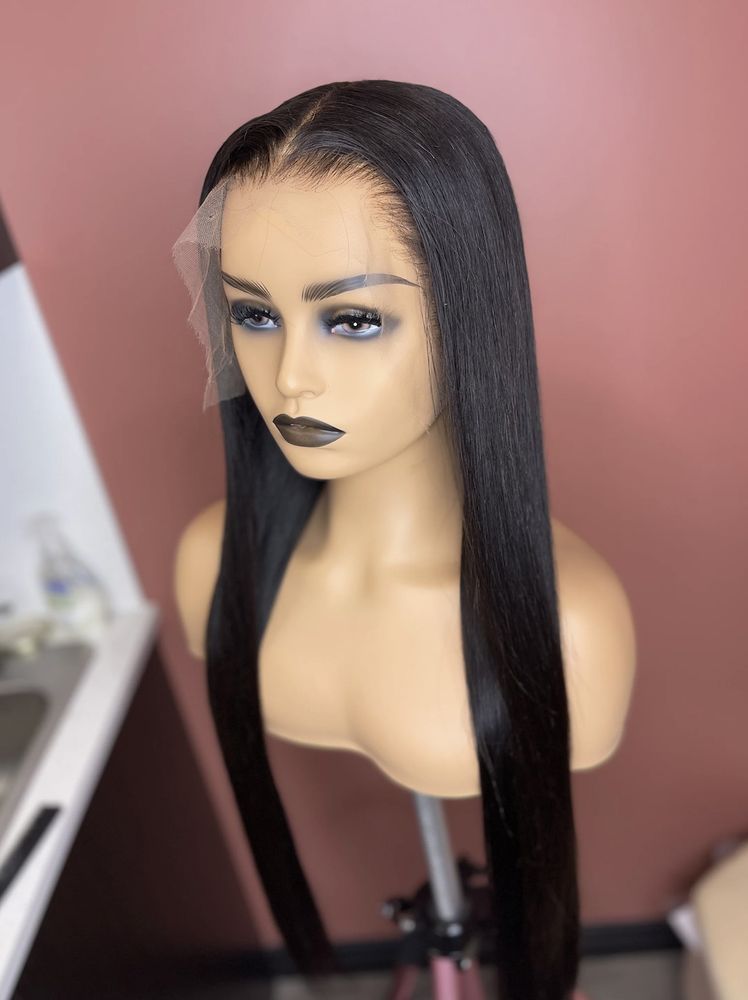 Janea's Chic Hair Boutique