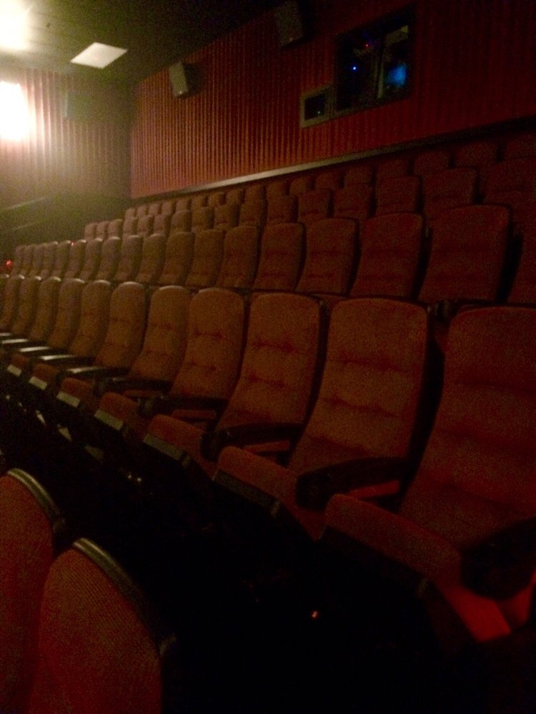 Cinemark 10 Photos Cinema 700 Porter's Vale Blvd, Valparaiso, IN