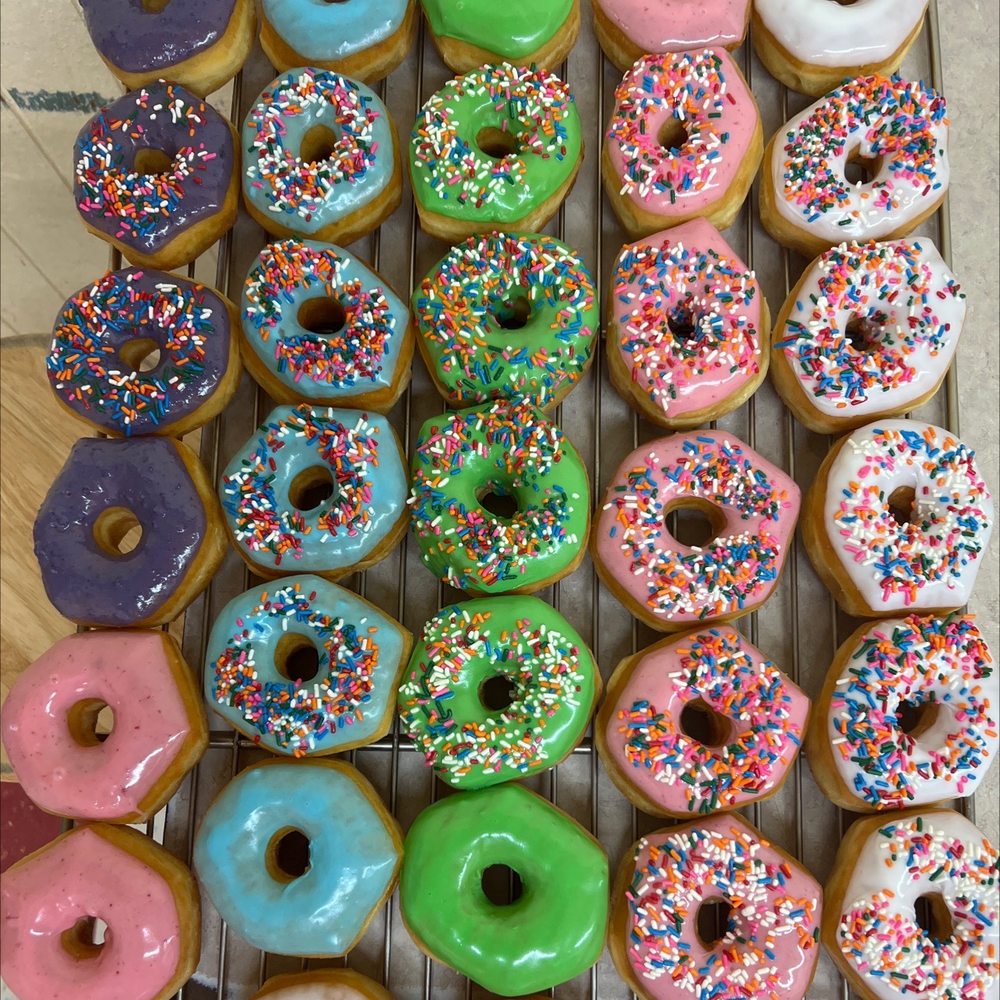 Royal Donut