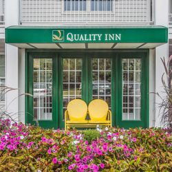 Quality Inn 20 Photos Hotels 1001 Village Green Crossing Photo Of Quality Inn Gallatin Tn United States
